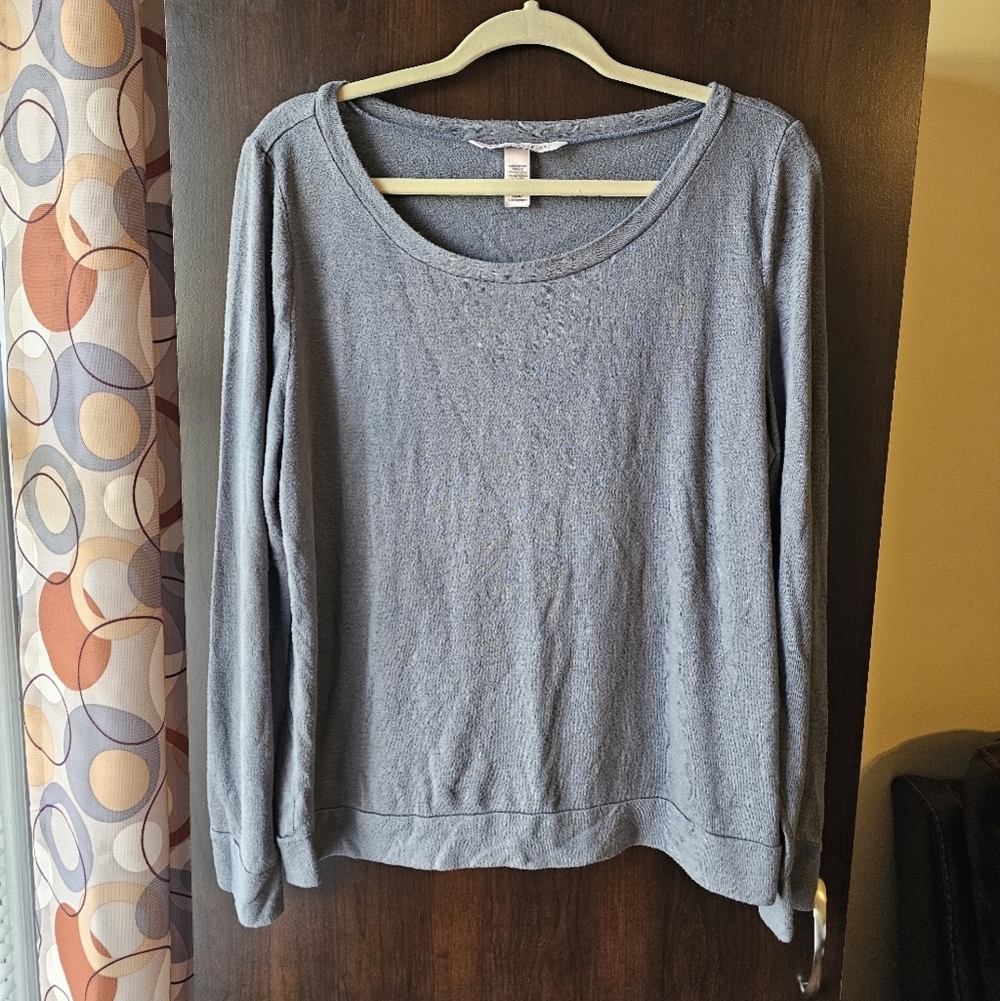 Victoria's Secret Grey Long Sleeve T-shirt